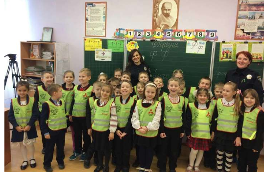 European Child Safety: Schools Start to Get Reflective Vests